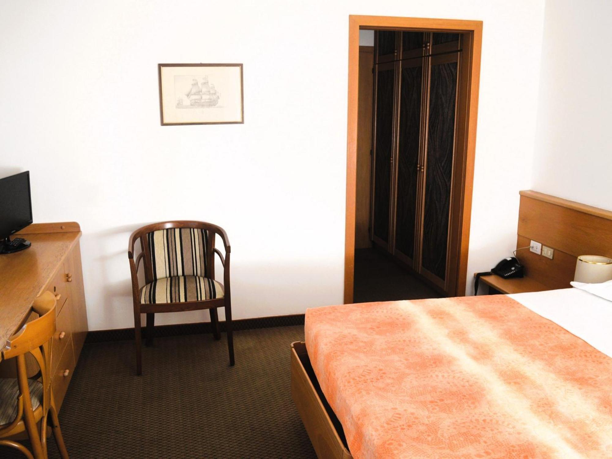 Hotel Villa Regina Levico Terme Εξωτερικό φωτογραφία