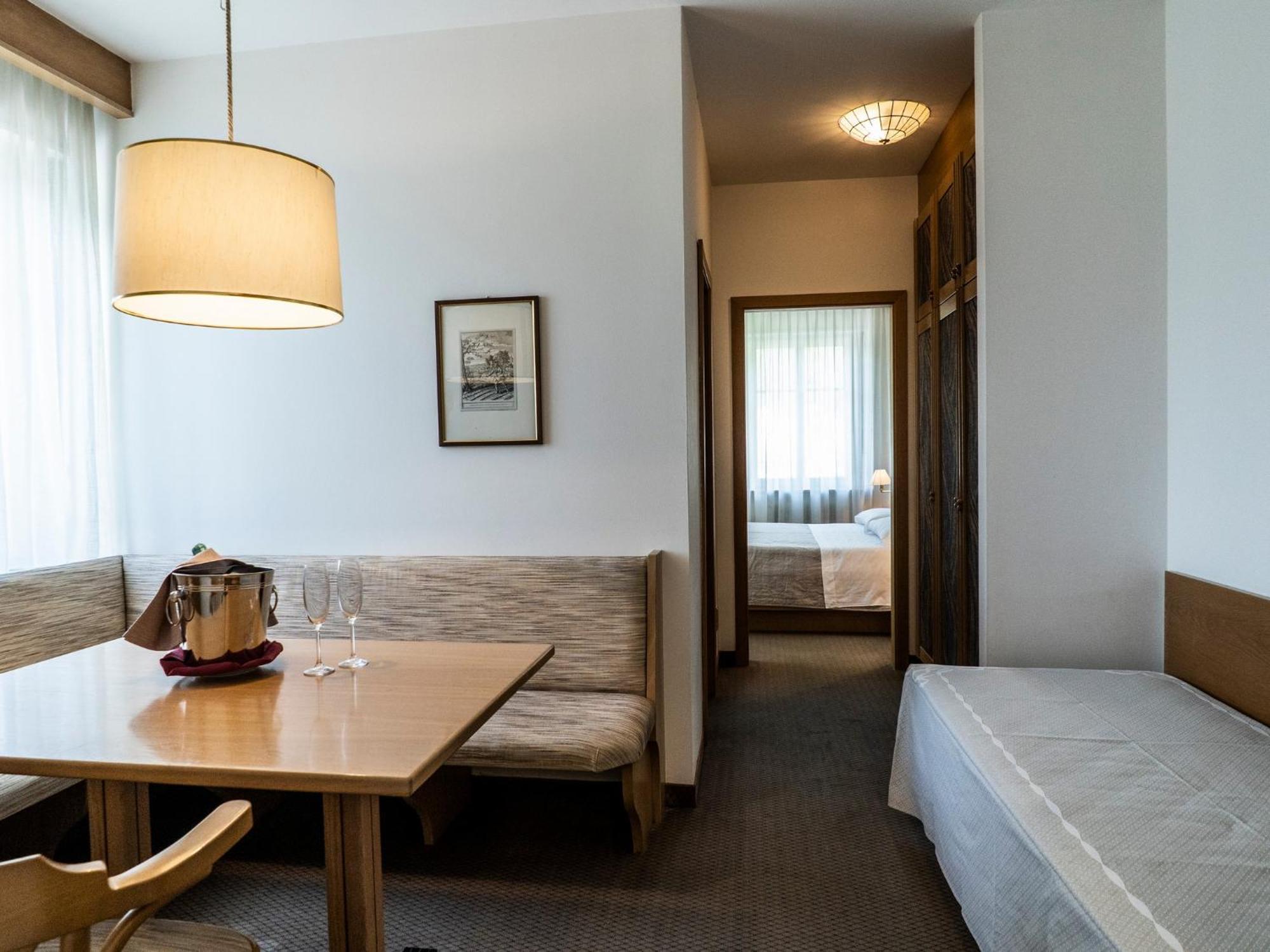 Hotel Villa Regina Levico Terme Εξωτερικό φωτογραφία