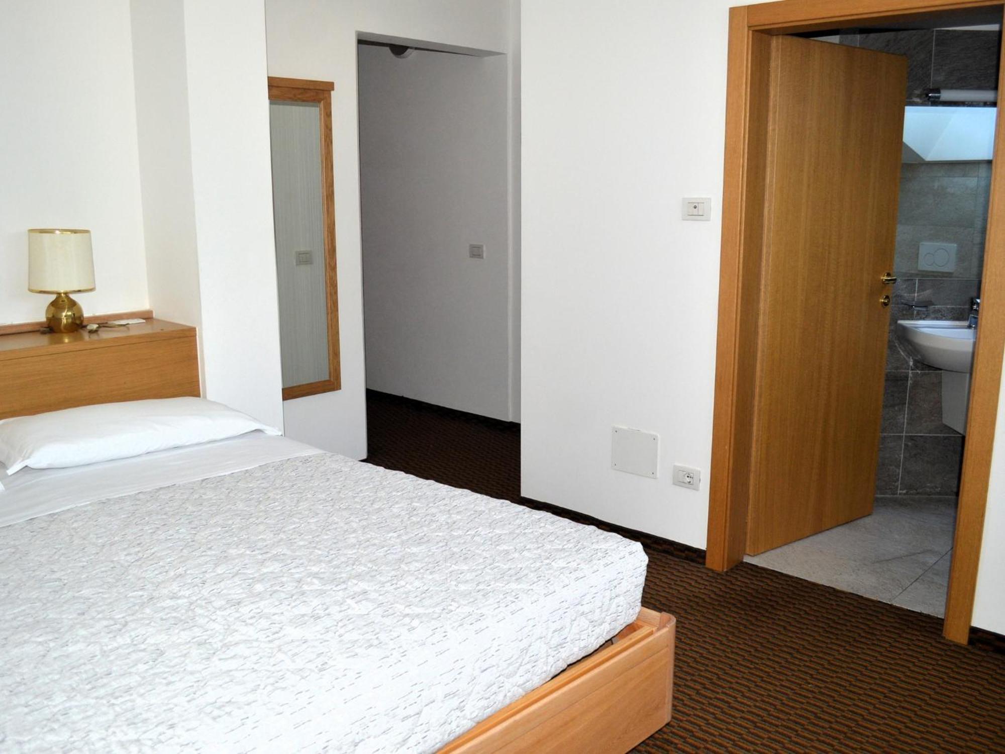 Hotel Villa Regina Levico Terme Εξωτερικό φωτογραφία